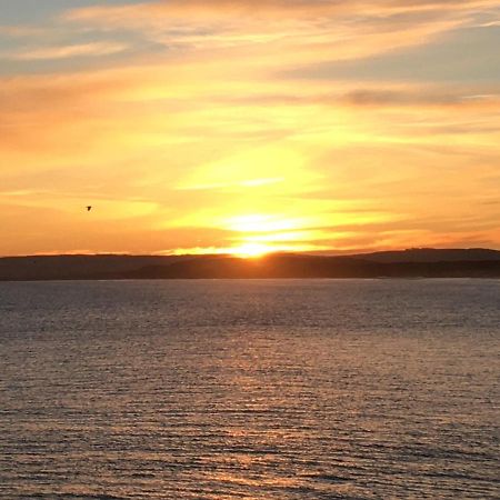 Beachfront Panoramic Seaview Free Wifi & Parking Villa Lossiemouth Buitenkant foto